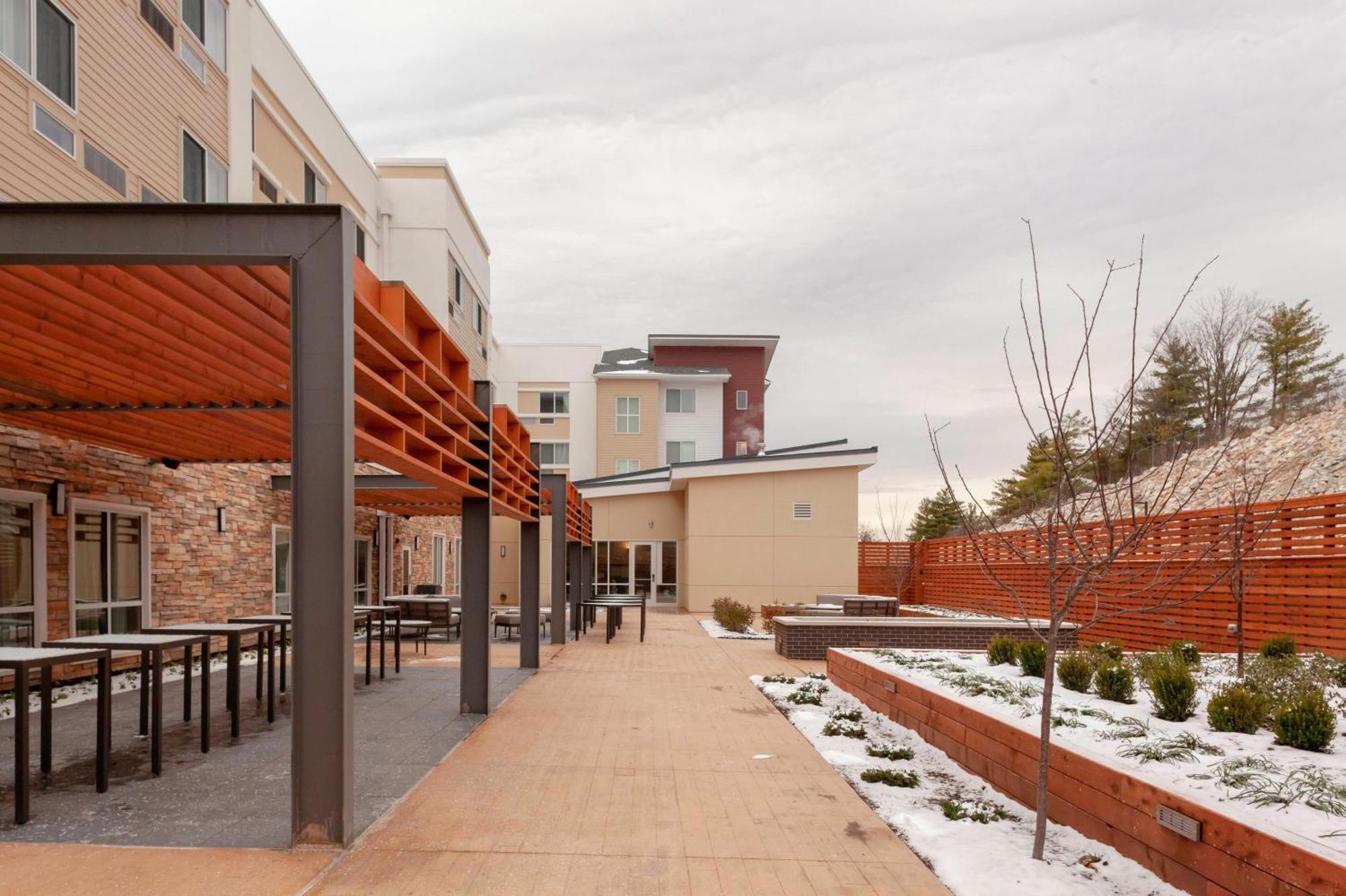 Hotel Courtyard By Marriott St. Louis West County Town and Country Esterno foto